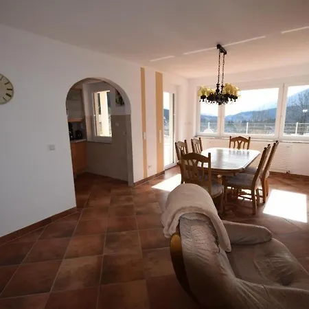 Plum Apartment Hermagor-Pressegger See